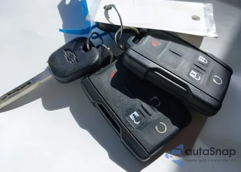 2016 Chevrolet Silverado 1500 2Lt из США, поврежденный, VIN 3GCUKREC1GG269424